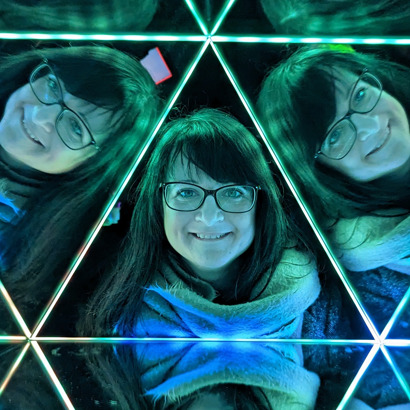 Selfie square